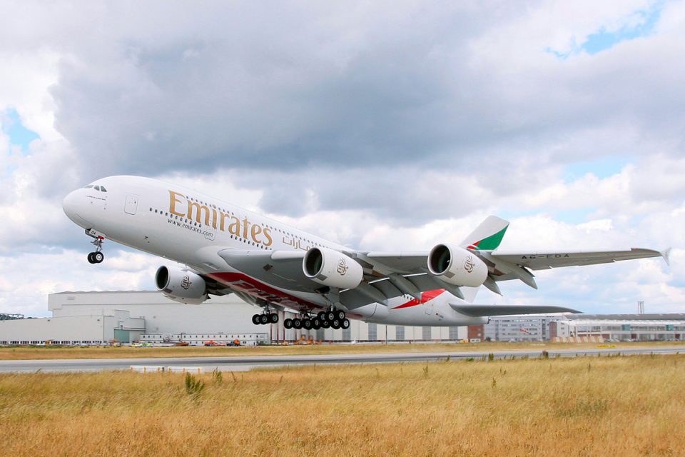 A Emirates voa para São Paulo com o A380 configurado para transportar 517 passageiros (Airbus)