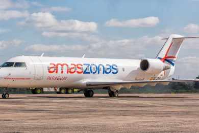 Os voos da Amaszonas são operados com jatos Bombardier CRJ200 (Divulgação)