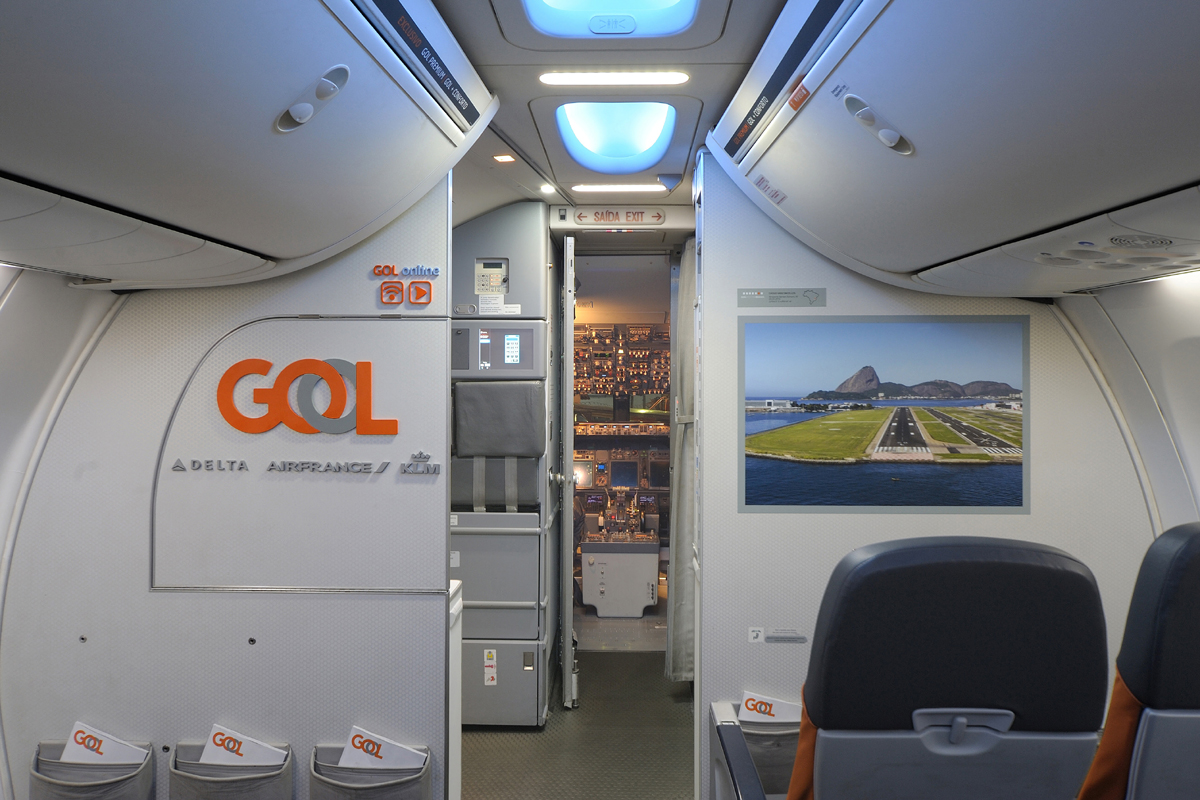 As imagens da exposição Gol Mostra Brasil ficam instaladas na parte frontal da cabine das aeronaves (GOL)
