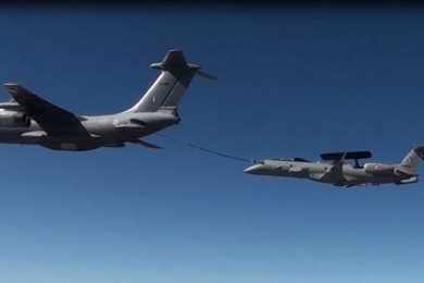 A Índia é o primeiro país a adotar esse recurso no avião da Embraer; o modelo também voa no México, Grécia e Brasil (Divulgação)