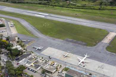 Aeroporto da Pampulha vira alvo de disputa política