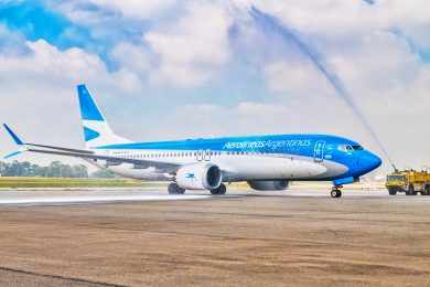 Aerolineas Argentinas estreia Boeing 737 MAX 8 no Brasil