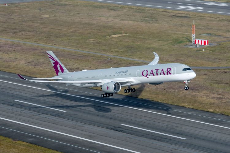O A350-1000 da Qatar Airways já conta com o sistema AED (Airbus)
