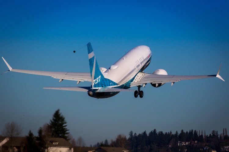 O 737 MAX 7 pode decolar com peso máximo de 80 toneladas (Boeing)