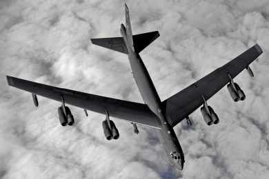 Força Aérea dos EUA confirma modernização do bombardeiro B-52