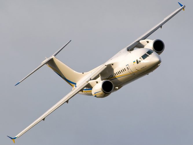 O programa AN-1X8 NEXT prevê atualizações para os jatos regionais da Antonov, como o AN-148 (Alex Beltyukov)