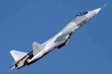 Rumores apontam que Argélia teria comprado 14 caças russos Sukhoi Su-57