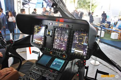 O H145 é equipado com um avançado sistema de comando de voo, o primeiro desenvolvido exclusivamente para helicópteros (Airway)