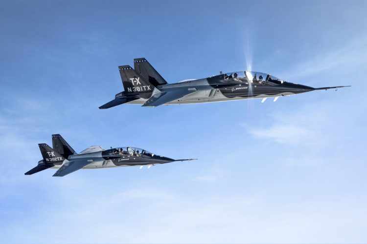 O T-X vai substituir os antigos T-38 Talon, em serviço com a USAF desde 1961 (Boeing)