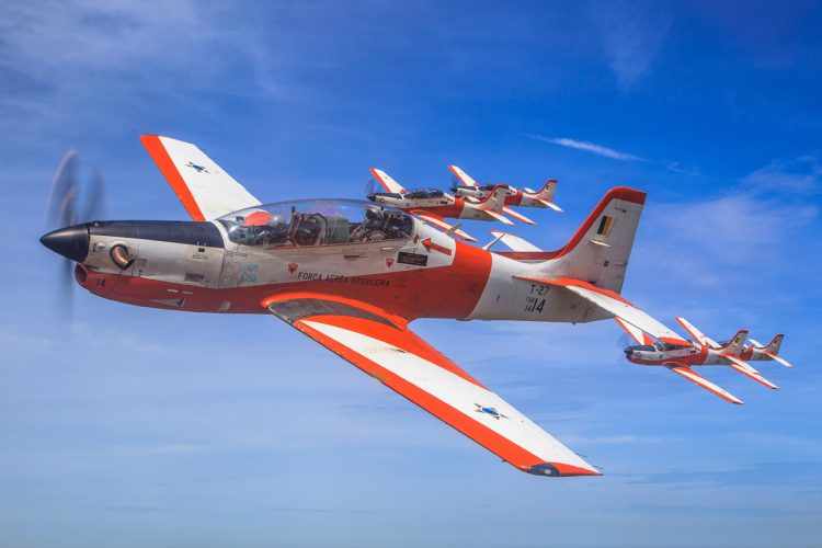 O primeiro Embraer Tucano foi entregue à FAB no dia 29 de setembro de 1983 (FAB)