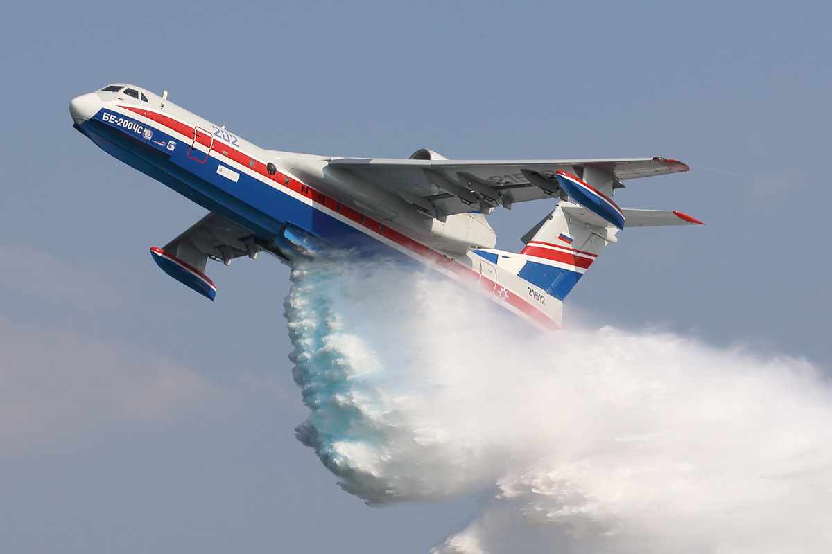 Rússia quer produzir em série o exótico avião anfíbio Beriev Be-200