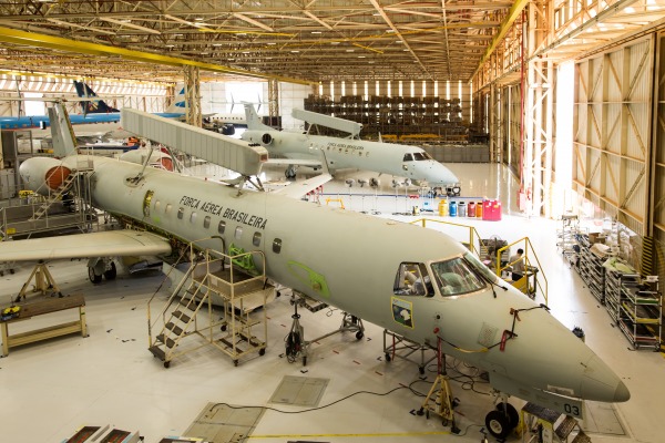 O processo de atualização do programa E-99M já está em andamento com duas aeronaves (FAB)