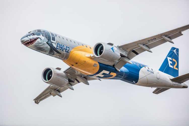 Protótipo do novo jato regional Embraer E190-E2 (Embraer)