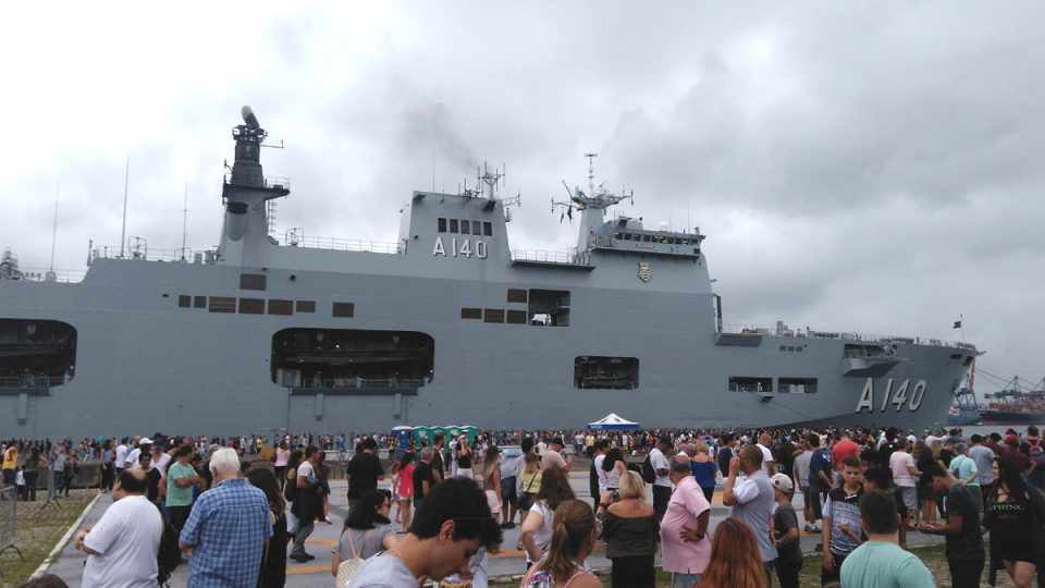 A parada em Santos foi a primeira visitação pública do PHM Atlântico (Ricardo Moriah)