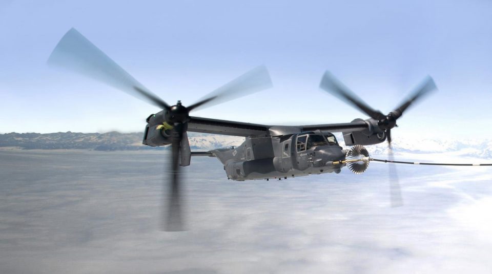 Com reabastecimento em voo, o Osprey pode percorrer mais de 1.600 km (US Navy)