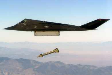 EUA retiraram o caça F-117 da aposentadoria para atacar a Síria em 2017