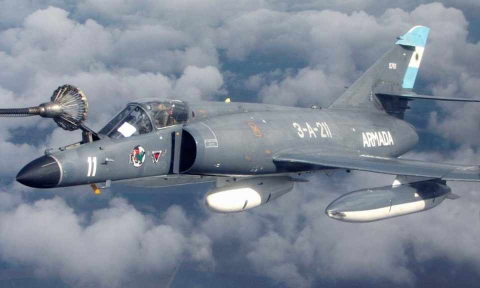 A Marinha da Argentina é o último operador do caça naval Super Étendard (Armada) 