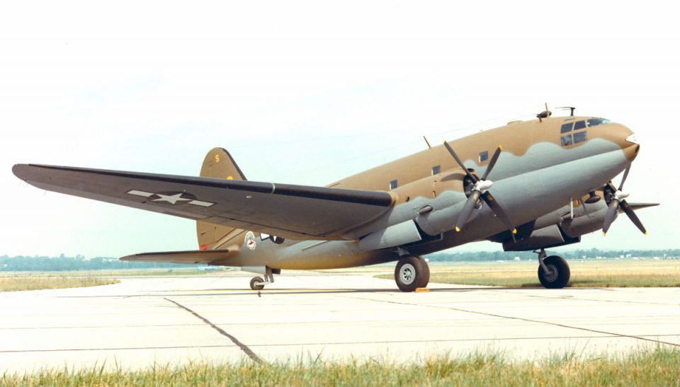 Os primeiros aviões da Real eram ex-cargueiros do Exército dos EUA que foram convertido para uso comercial, como o C-46 Commando