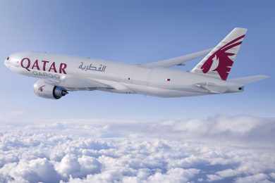Qatar Airways pode anunciar encomenda do Boeing 777XF na semana que vem