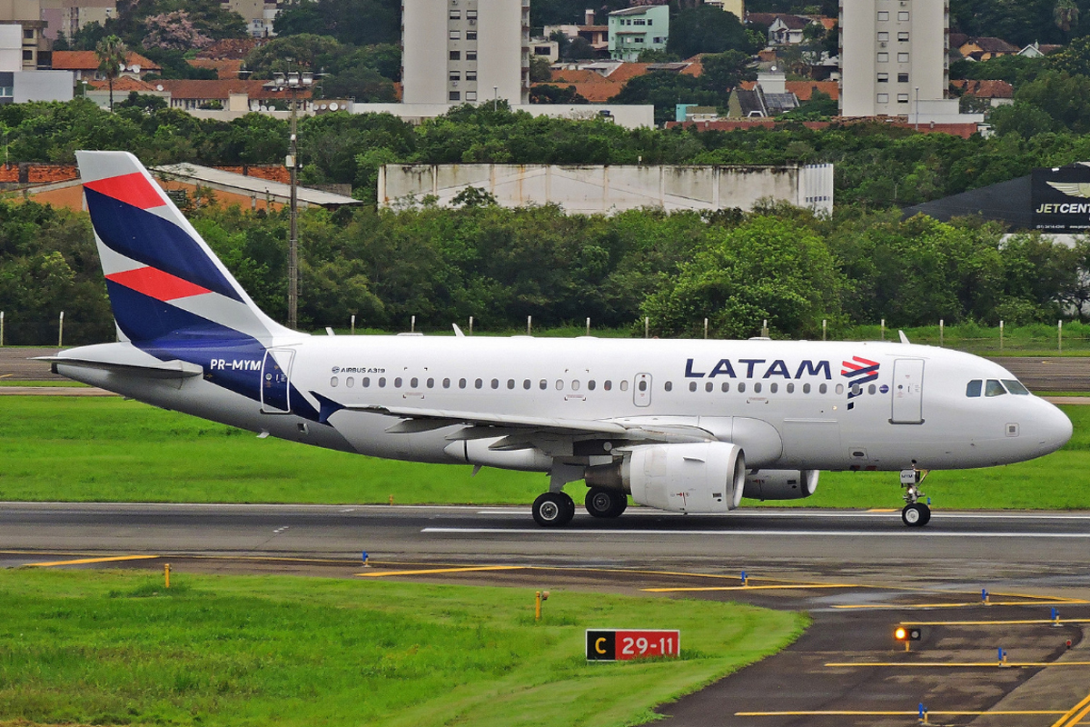 Airbus A319 Latam Airlines Brasil