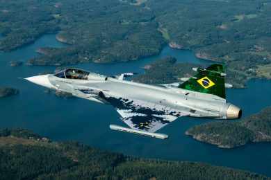 Primeiro Gripen da FAB fará demonstração aérea em Brasília no dia 25 de outubro