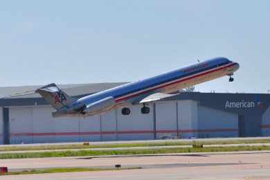 American Airlines aposenta seu último jato MD-80