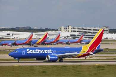 Companhias dos EUA estendem paralisação do 737 MAX até março