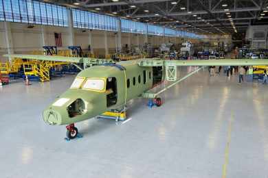 Primeiro Cessna SkyCourier recebe conjunto de asas