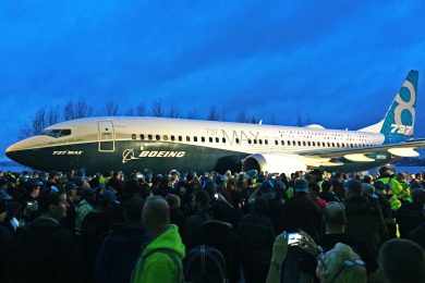 Em mensagens, empregados da Boeing duvidavam da segurança do 737 Max