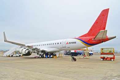 Mitsubishi conclui 5º protótipo do SpaceJet M90