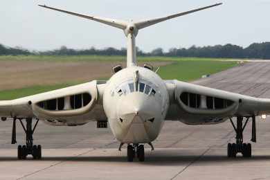 Antigo bombardeiro nuclear da RAF pode ser seu