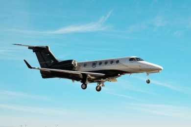 Entregas de aviões e helicópteros privados subiram 6,8% em 2022