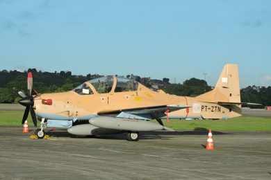 Dois pilotos morrem em acidente com Super Tucano em Mali