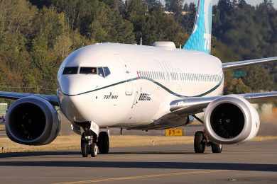 Boeing 737 MAX 8
