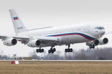 Sem acesso a aviões ocidentais, Rússia pode retomar produção de jatos obsoletos