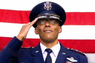 Pela primeira vez, Força Aérea dos EUA será comandada por um afro-americano