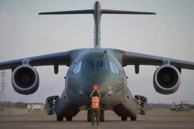 Embraer vê mercado para 500 aviões como o C-390 em 20 anos
