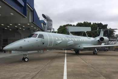 Embraer concluí modernização do primeiro “avião-radar” E-99 da FAB