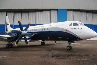Turboélice russo Ilyushin Il-114-300 deverá realizar voo inaugural em setembro