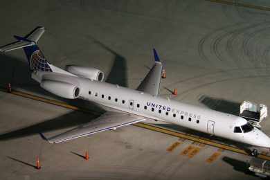 Dona de quase 100 jatos Embraer ERJ-145, ExpressJet anuncia fim das operações