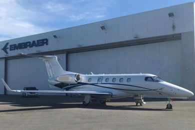 Embraer entrega primeiro Phenom 300E fabricado nos EUA para um cliente brasileiro