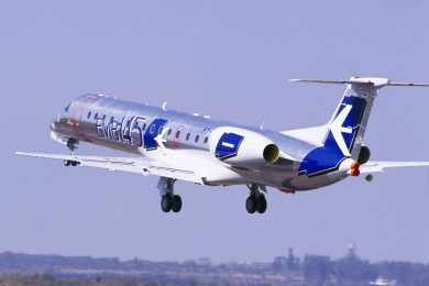 Há 25 anos voava o primeiro jato comercial da Embraer
