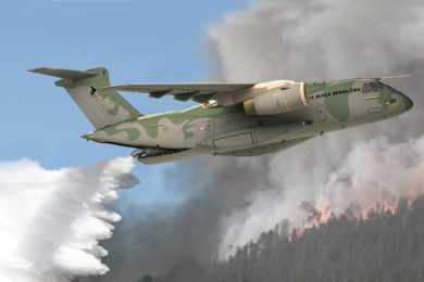 Aeronaves KC-390 da FAB serão empregadas no combate a incêndios a partir de 2021