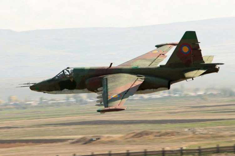 Sukhoi Su-25