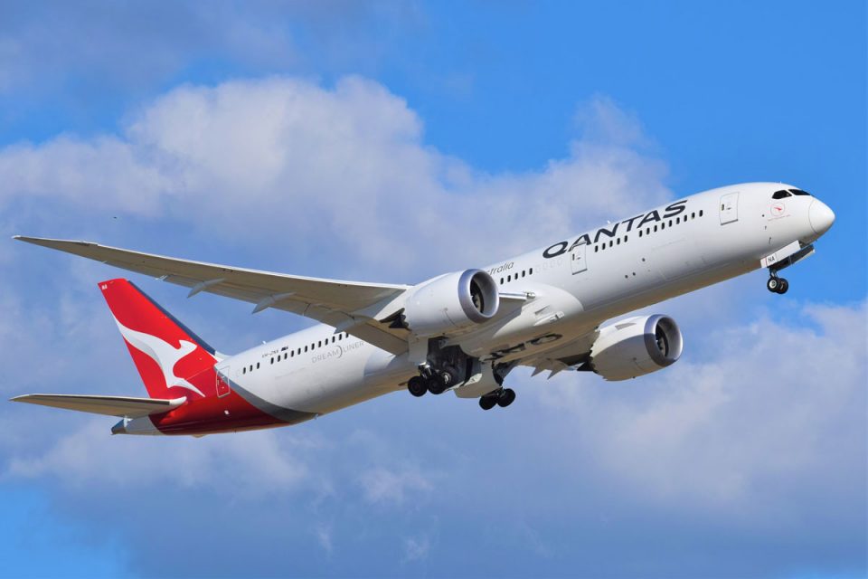 Boeing 787 Dreamliner da Qantas: "voo para lugar nenhum" da companhia enquanto a pandemia impede turismo (Mertie/CC)
