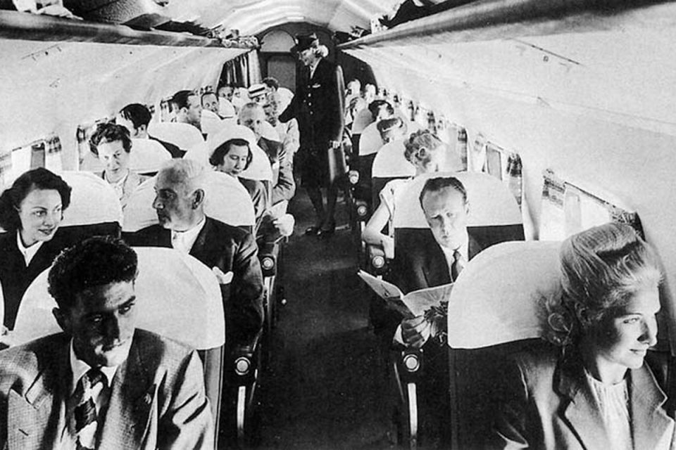 A cabine alta e espaçosa era uma das inovações do avião sueco
