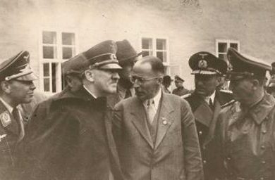Adolf Hitler e Henrich Focke