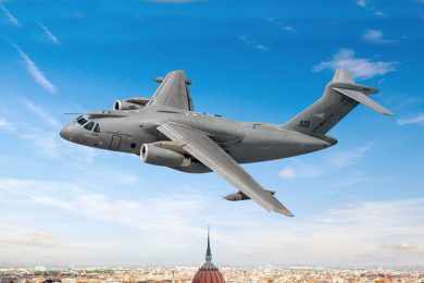 Embraer inicia montagem do primeiro KC-390 da Hungria