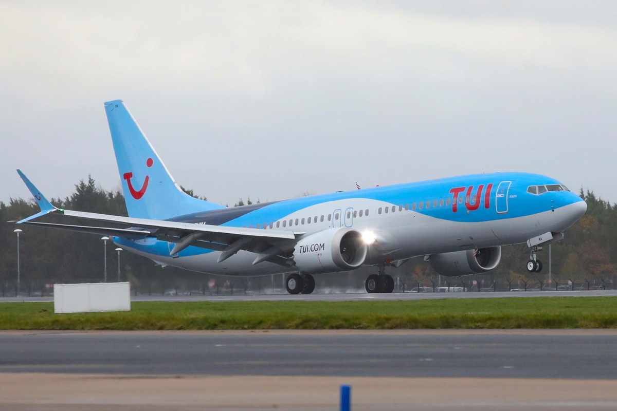 Boeing 737 MAX 8 da TUI Airways; empresa tem 12 aeronaves do tipo na frota (TUI)