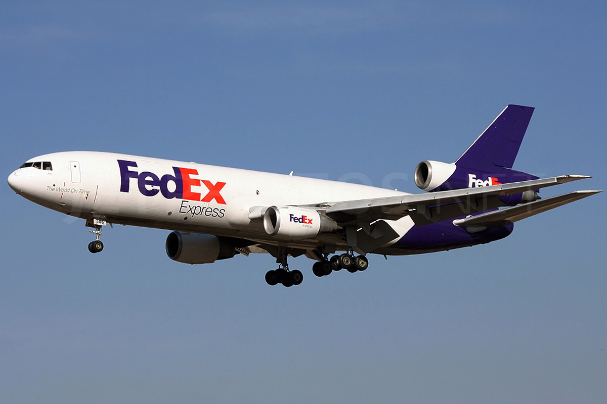 Os últimos MD-10 em serviço com a FedEx têm em média 40 anos (André Du-pont/Creative Commons)